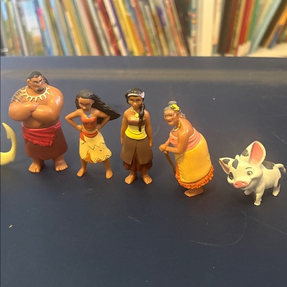 Busy books Disney Moana figurines - Picture 3 of 3